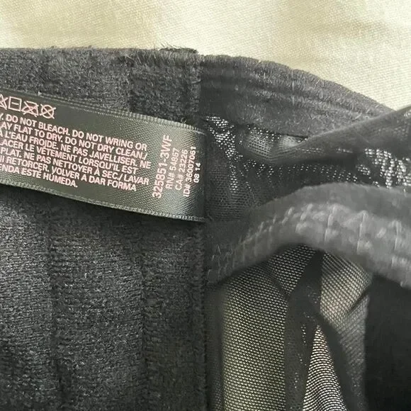 black and gold victoria's secret lace slip - Picture 3 of 4